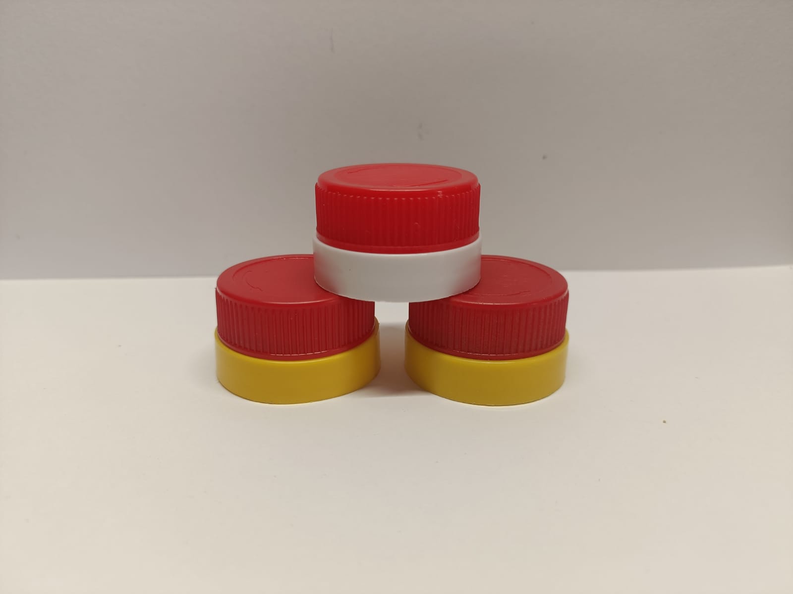 CTC 36 mm caps arranged for display
